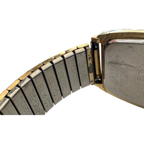 Seiko Mickey Mouse Gold Quartz Watch Disney 1980s – For Parts/Repair - Picture 7 of 11